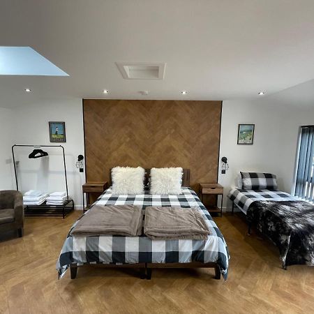 Golfers Dream Guest Suite With Onsite Golf Studio Available For Booking By Guests Strathkinness Exterior foto